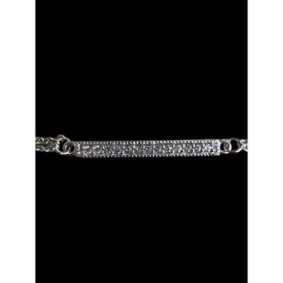 Elegant Silver Bracelet - Picture 2 of 6